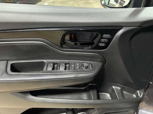 Used 2022 Honda Odyssey Touring image 23
