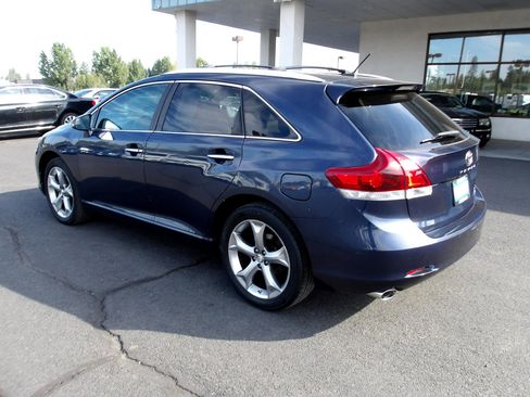 Used 2015 Toyota Venza Limited image 3