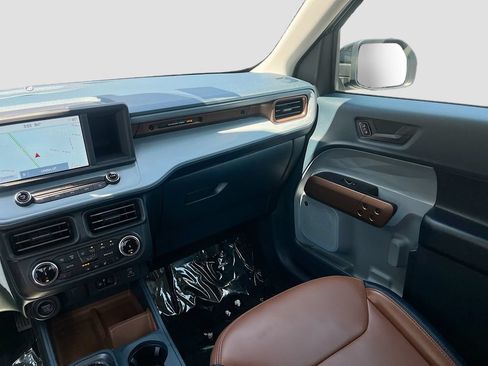 Used 2024 Ford Maverick Lariat w/ 4K Tow Package AWD/4WD image 25