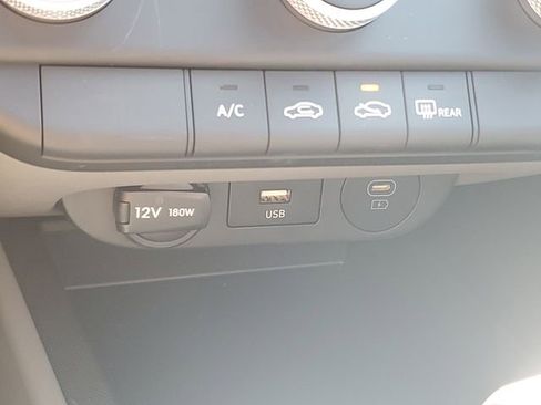 New 2026 Hyundai Elantra SE FWD image 28