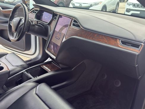 Used 2018 Tesla Model X P100D AWD/4WD image 16