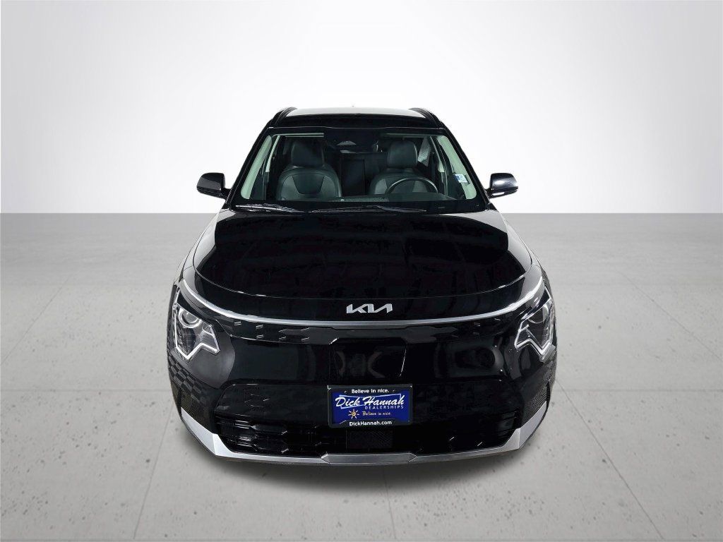 Used 2023 Kia Niro Wind w/ Wind Preserve Package FWD image 3