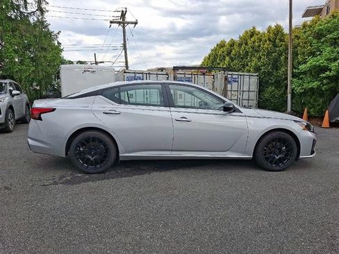 Certified 2024 Nissan Altima 2.5 SV image 38