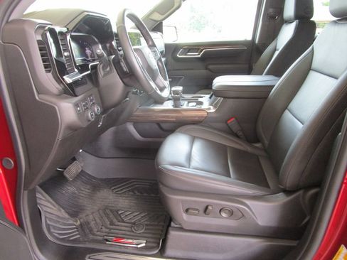 Used 2025 Chevrolet Silverado 1500 RST w/ All Star Edition Plus AWD/4WD image 26