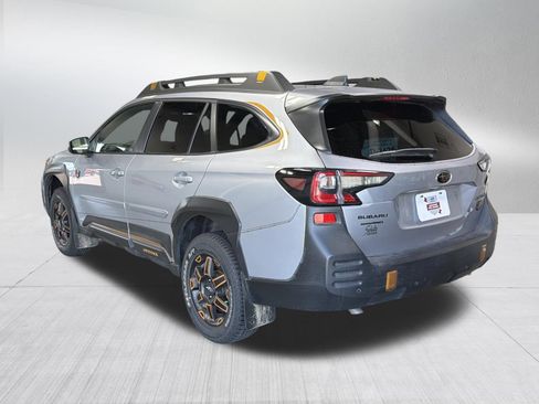 Used 2025 Subaru Outback Wilderness AWD/4WD image 5