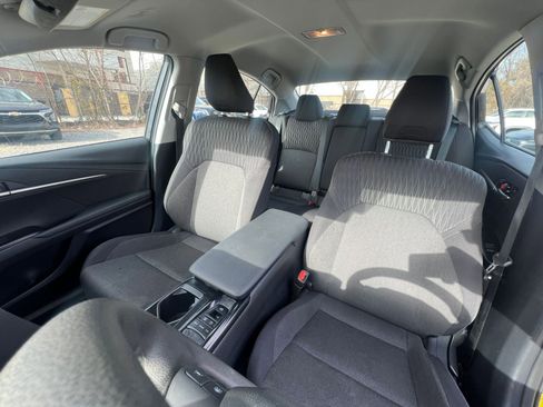 Used 2025 Toyota Camry LE image 35