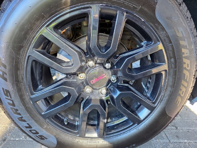 Used 2019 GMC Sierra 1500 Elevation w/ Elevation Value Package AWD/4WD image 8