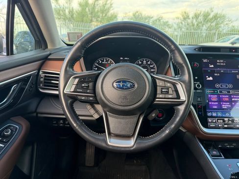 Used 2022 Subaru Outback Touring w/ Popular Package #2 AWD/4WD image 8