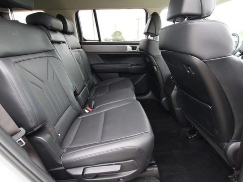 Used 2026 Hyundai Santa Fe SEL AWD/4WD image 9
