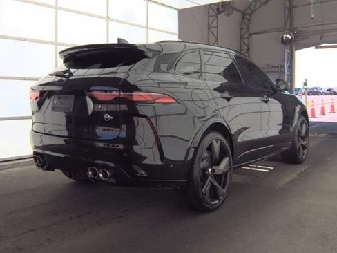 Used 2023 Jaguar F-PACE SVR AWD/4WD image 2