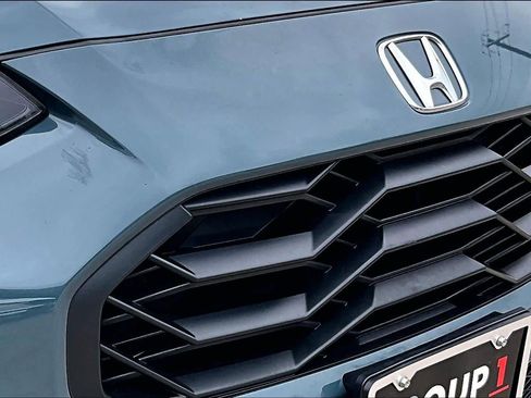 Used 2025 Honda HR-V Sport image 29