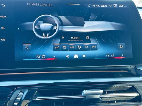 New 2026 BMW X1 xDrive28i w/ Convenience Package image 13