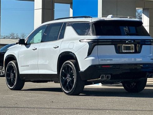 New 2026 Chevrolet Traverse RS image 7