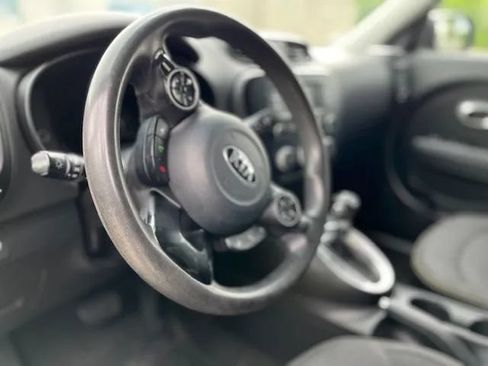 Used 2016 Kia Soul + FWD image 45