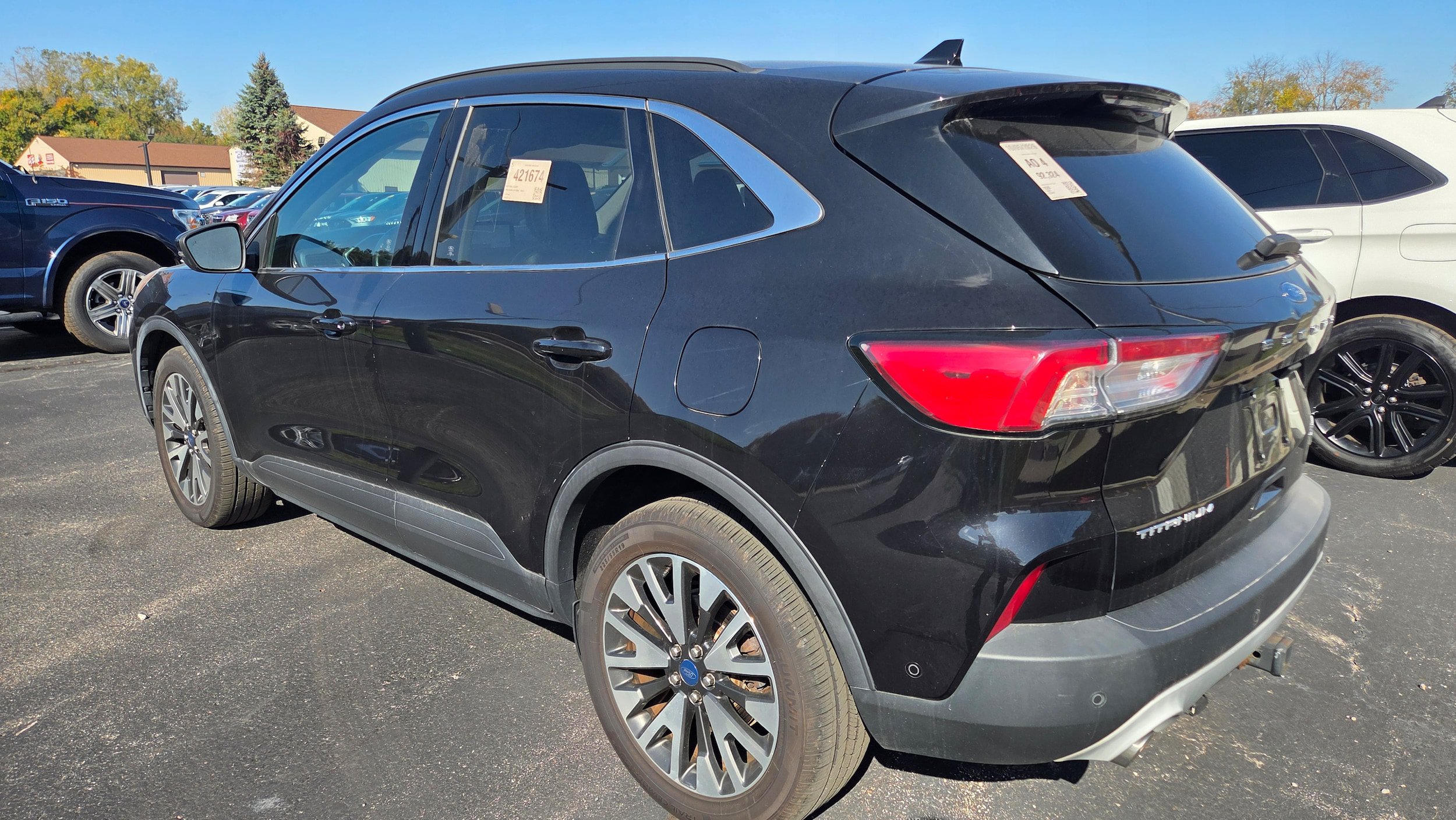 Used 2020 Ford Escape Titanium AWD/4WD image 5