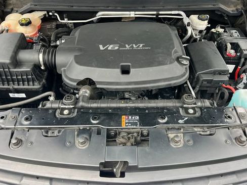 Used 2018 Chevrolet Colorado LT RWD image 22