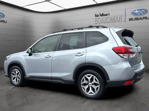 Used 2023 Subaru Forester Premium AWD/4WD image 8