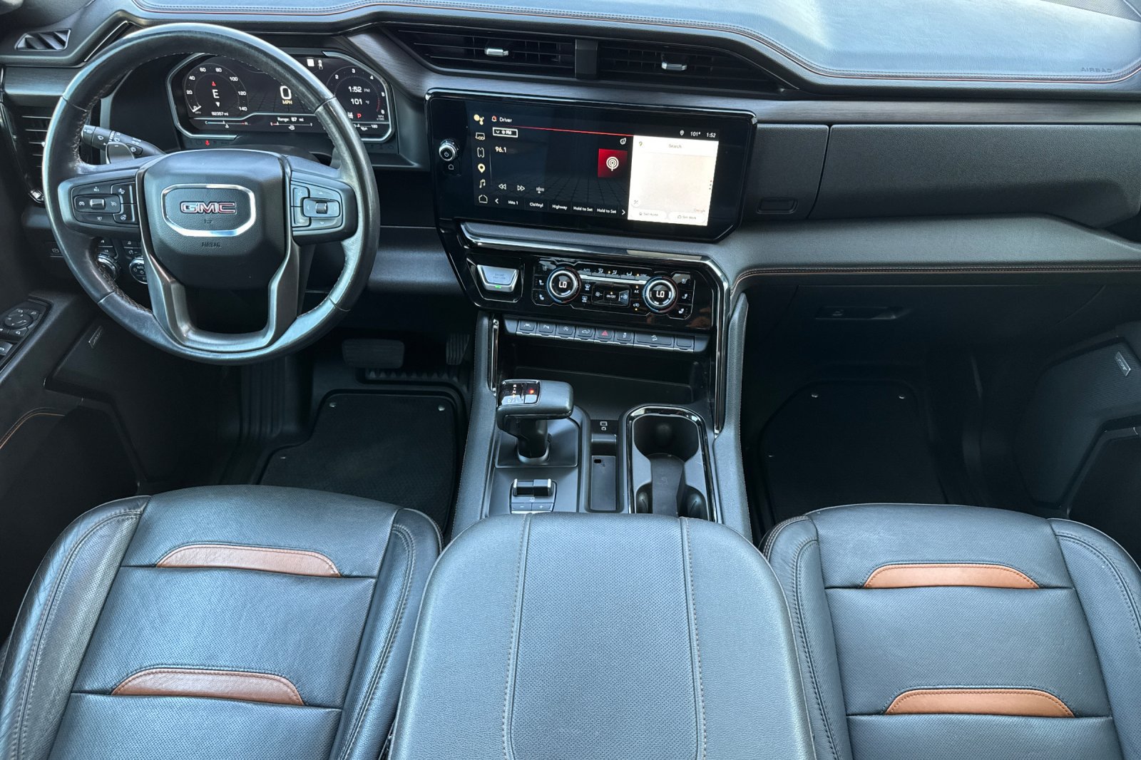 Used 2023 GMC Sierra 1500 AT4 w/ AT4 Premium Package AWD/4WD image 14
