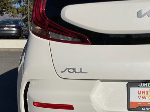 Used 2022 Kia Soul Turbo FWD image 26