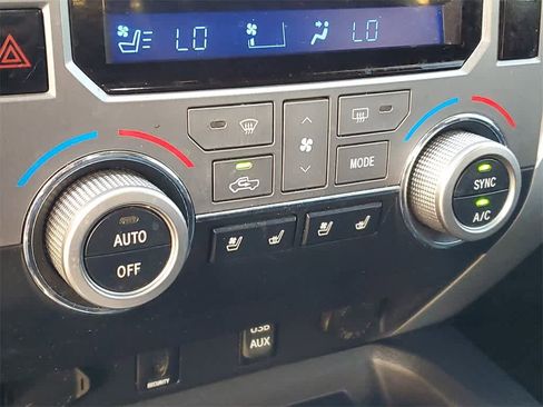 Used 2017 Toyota Tundra Platinum image 29