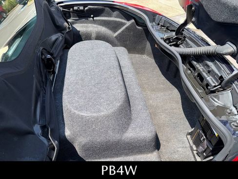 Used 2007 Pontiac Solstice Convertible w/ Premium Package RWD image 30