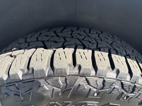 Used 2023 GMC Yukon AT4 w/ LPO, Floor Liner Package AWD/4WD image 12