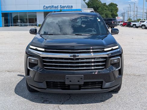 Used 2026 Chevrolet Traverse LT w/ Driver Confidence Package FWD image 8