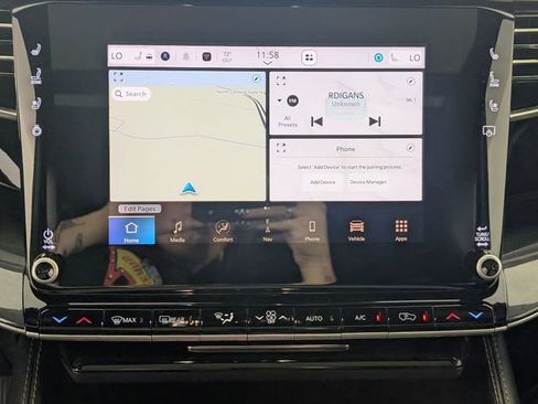 Used 2023 Jeep Wagoneer 4WD w/ Premium Group I image 21