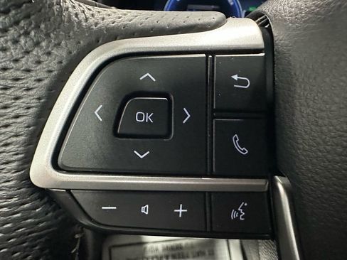 Used 2025 Toyota Sienna XSE image 19