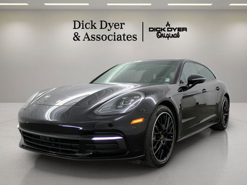 Used 2020 Porsche Panamera 4 AWD/4WD image 7