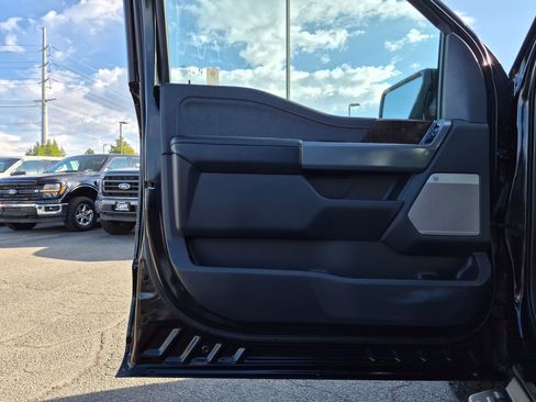 Used 2023 Ford F150 Lightning Lariat AWD/4WD image 14