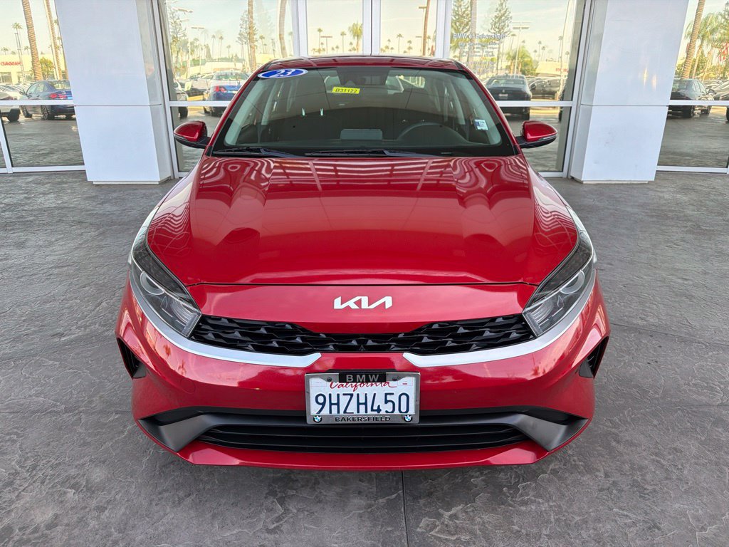 Used 2023 Kia Forte LXS w/ LXS Technology Package FWD image 2