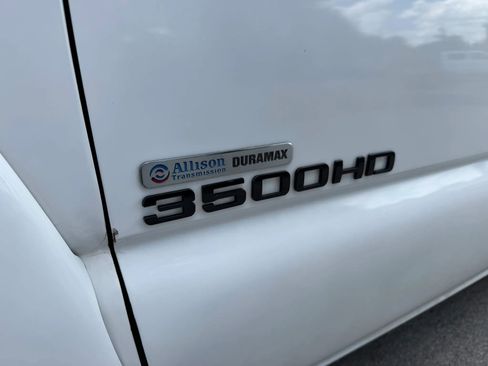 Used 2007 Chevrolet Silverado 3500 LT w/ Heavy-Duty Power Package AWD/4WD image 51