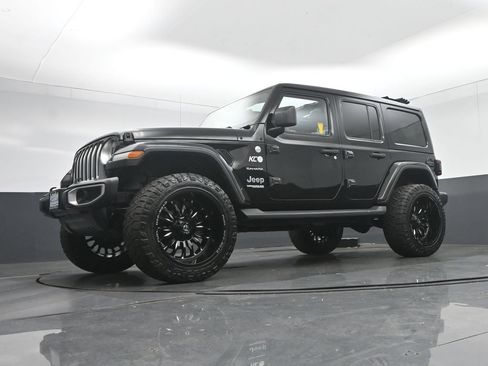 Used 2020 Jeep Wrangler Unlimited Sahara AWD/4WD image 51