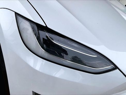 Used 2018 Tesla Model X 100D AWD/4WD image 25