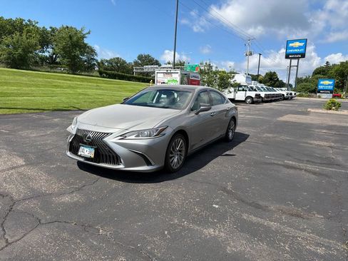 Used 2019 Lexus ES 350 w/ Accessory Package 2 FWD image 7