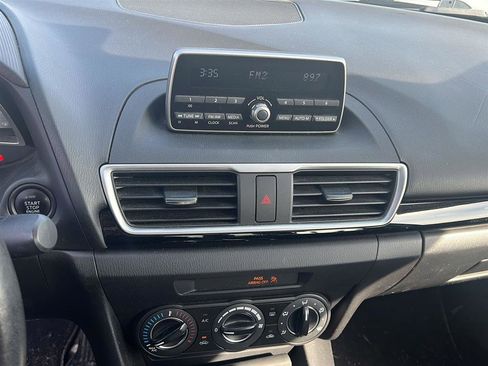 Used 2014 MAZDA MAZDA3 i Touring image 6