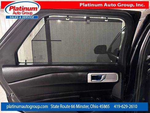 Used 2021 Ford Explorer Platinum w/ Equipment Group 601A AWD/4WD image 37