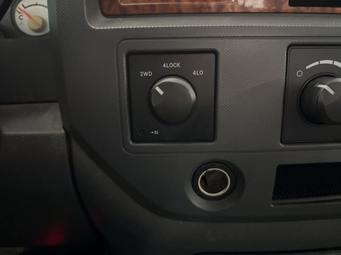 Used 2006 Dodge Ram 1500 Truck SLT w/ Quad Cab Big Horn Value Group image 34