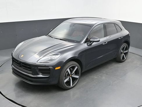 New 2026 Porsche Macan AWD/4WD image 27