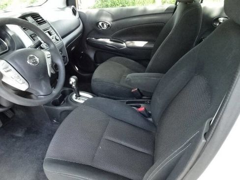Used 2018 Nissan Versa SV image 31