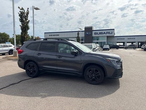 Used 2023 Subaru Ascent Onyx Edition Limited AWD/4WD image 1