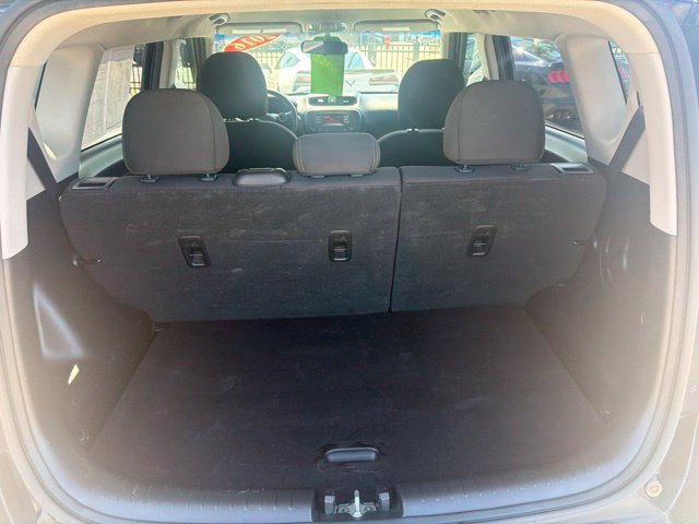Used 2016 Kia Soul FWD image 10