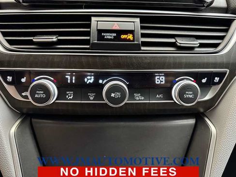 Used 2018 Honda Accord Touring image 37