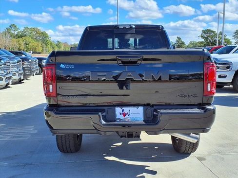 New 2026 RAM 2500 Laramie AWD/4WD image 5