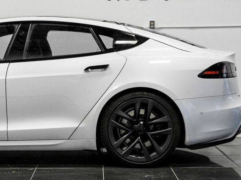 Used 2023 Tesla Model S image 19