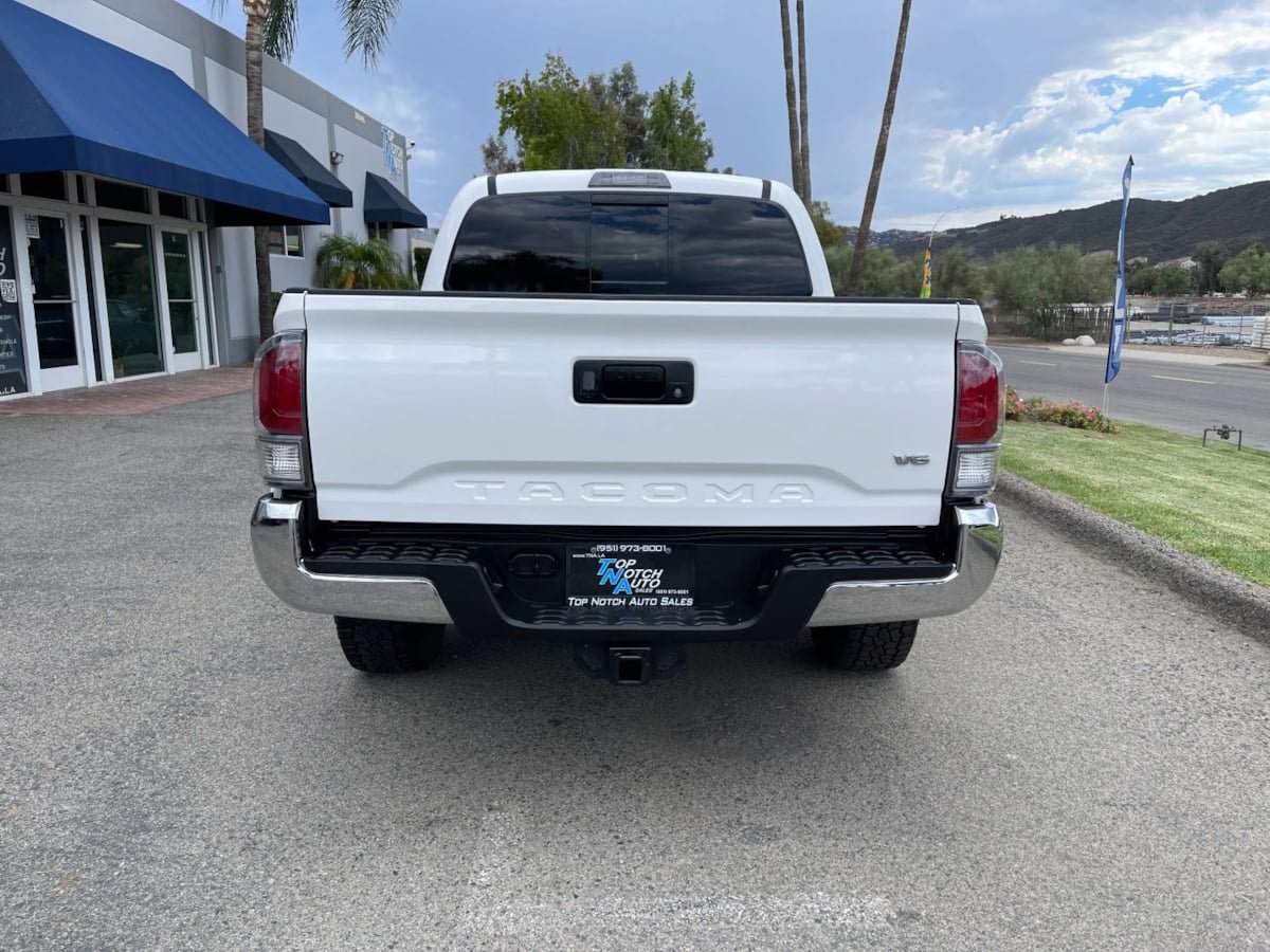 Used 2022 Toyota Tacoma TRD Off-Road RWD image 6