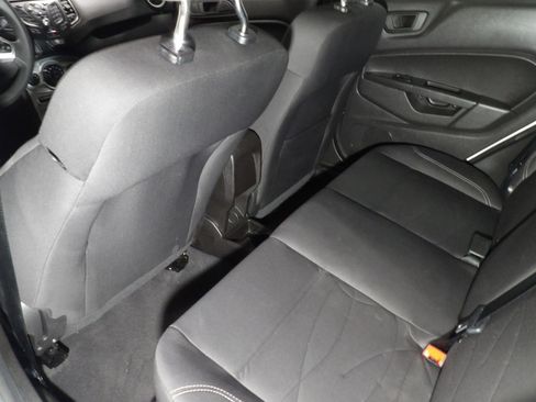 Used 2019 Ford Fiesta SE image 9