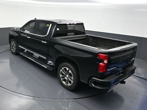 Used 2024 Chevrolet Silverado 1500 High Country image 20