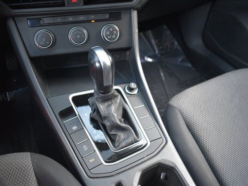 Used 2020 Volkswagen Jetta S w/ Driver Assistance Package image 19